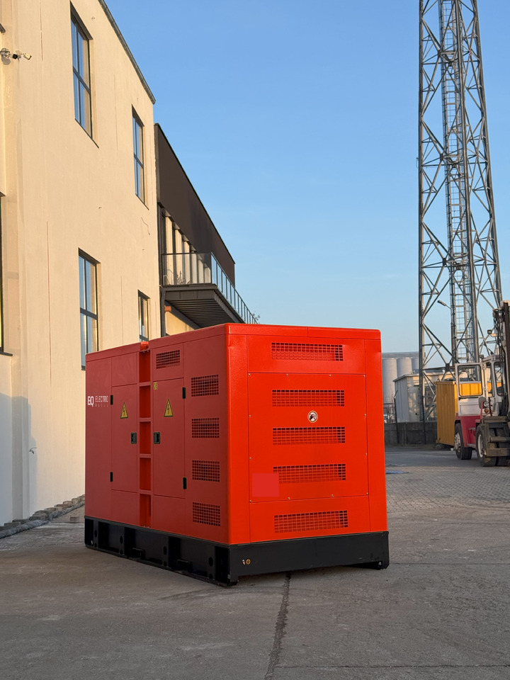 VOLVO 400 kVA / 330 kW - Βιομηχανική γεννήτρια: φωτογραφία 3 VOLVO 400 kVA / 330 kW - Βιομηχανική γεννήτρια: φωτογραφία 3