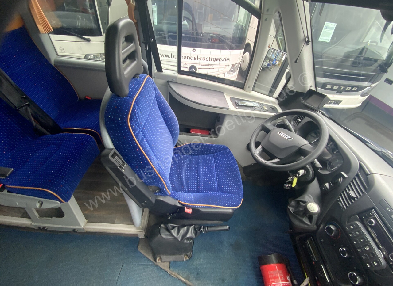 Μικρό λεωφορείο, Επιβατικό βαν Iveco Irisbus 70C17: φωτογραφία 17