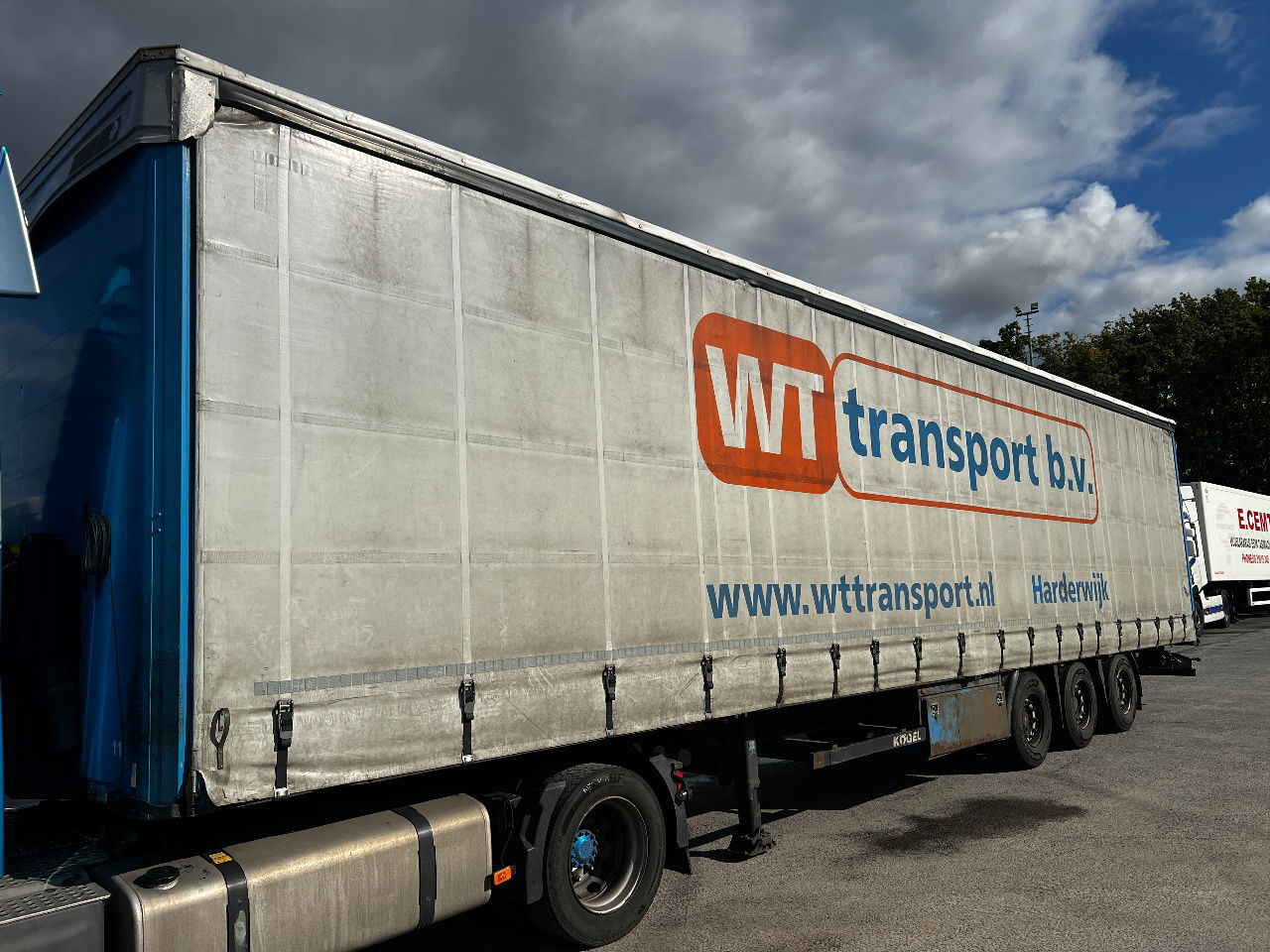 Kögel mega oplegger met SAF intrax - Επικαθήμενο κουρτίνα: φωτογραφία 1 Kögel mega oplegger met SAF intrax - Επικαθήμενο κουρτίνα: φωτογραφία 1