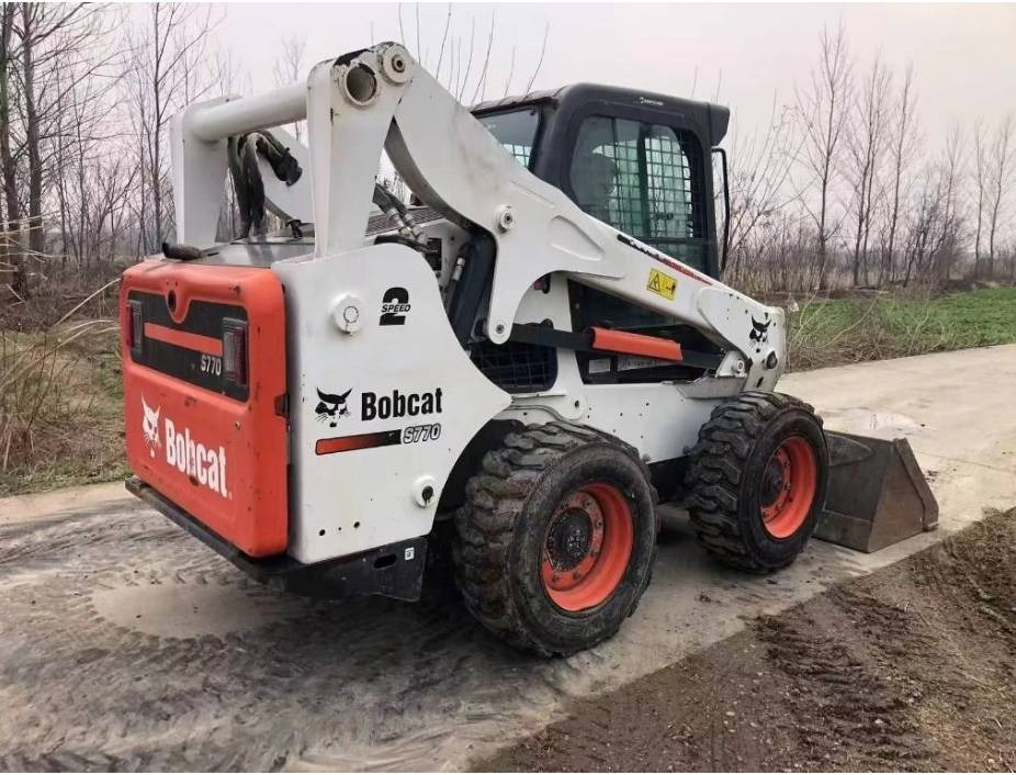 Bobcat S 770 - Φορτωτής πλάγιας ολίσθησης: φωτογραφία 1 Bobcat S 770 - Φορτωτής πλάγιας ολίσθησης: φωτογραφία 1