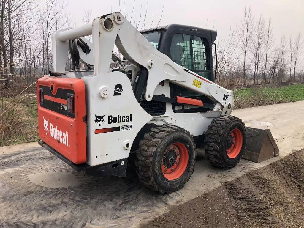 Bobcat T 770 - Φορτωτής πλάγιας ολίσθησης: φωτογραφία 2 Bobcat T 770 - Φορτωτής πλάγιας ολίσθησης: φωτογραφία 2