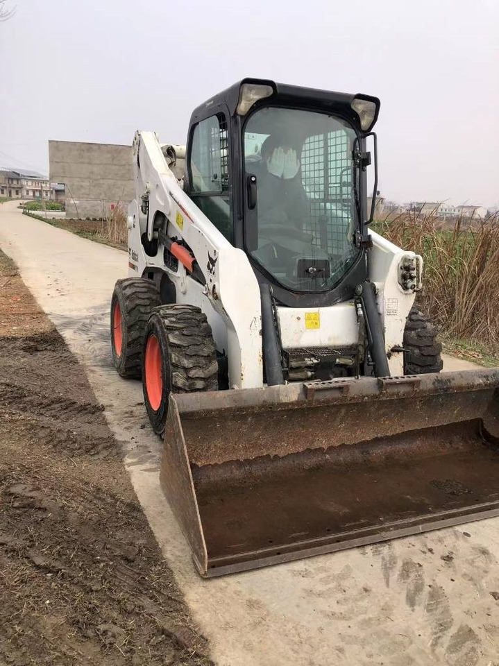 Bobcat T 770 - Φορτωτής πλάγιας ολίσθησης: φωτογραφία 3 Bobcat T 770 - Φορτωτής πλάγιας ολίσθησης: φωτογραφία 3
