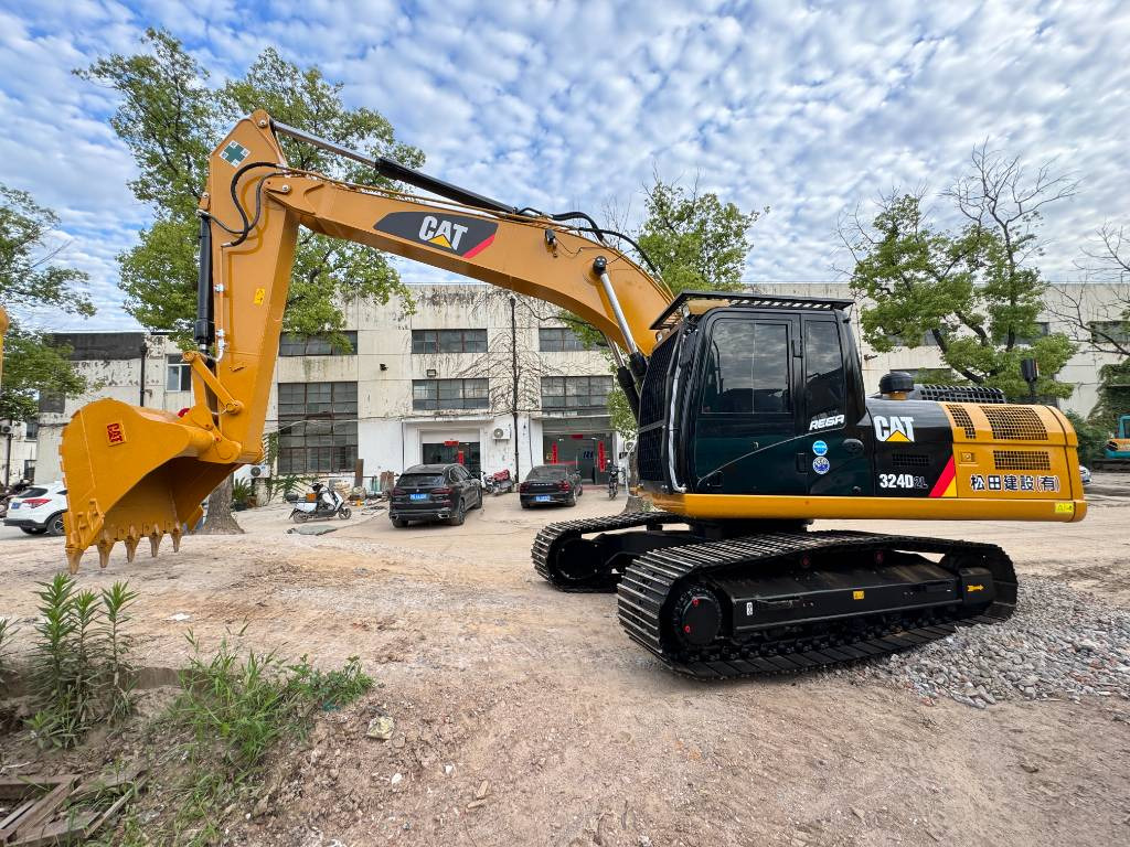 CAT 324 D2 L - Ερπυστριοφόρος εκσκαφέας: φωτογραφία 2 CAT 324 D2 L - Ερπυστριοφόρος εκσκαφέας: φωτογραφία 2