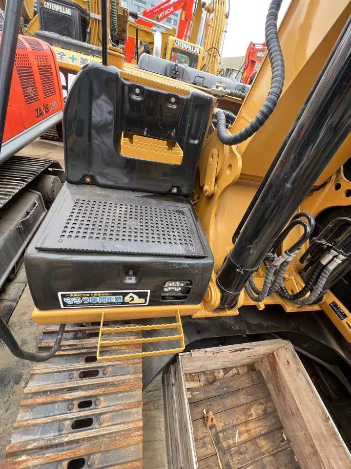 CAT 325 C - Ερπυστριοφόρος εκσκαφέας: φωτογραφία 4 CAT 325 C - Ερπυστριοφόρος εκσκαφέας: φωτογραφία 4