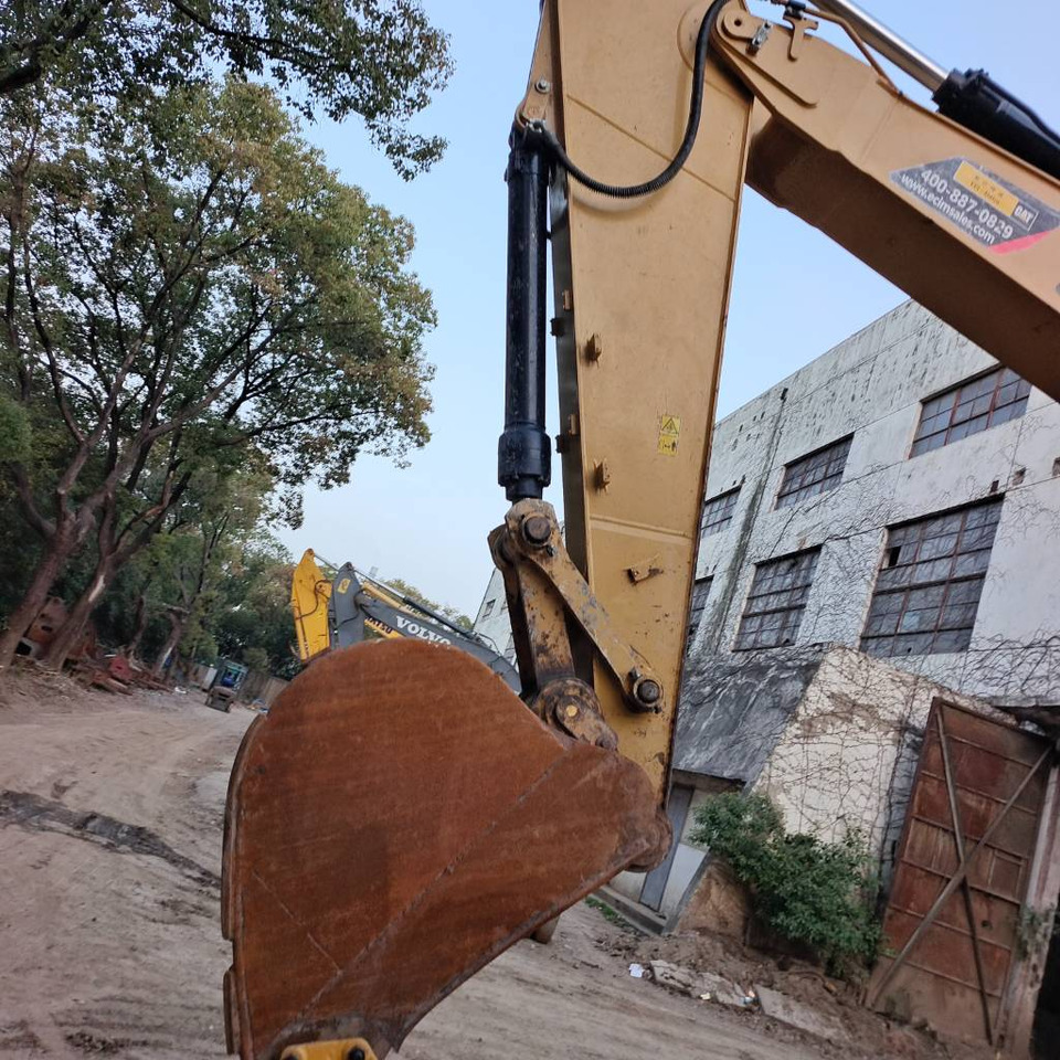CAT 330GC - Ερπυστριοφόρος εκσκαφέας: φωτογραφία 2 CAT 330GC - Ερπυστριοφόρος εκσκαφέας: φωτογραφία 2