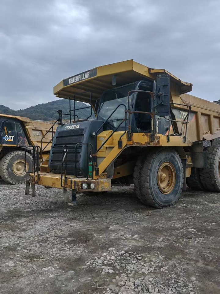 CAT 773 F - Ανατρεπόμενο όχημα μεταφοράς λατομικών υλικών: φωτογραφία 1 CAT 773 F - Ανατρεπόμενο όχημα μεταφοράς λατομικών υλικών: φωτογραφία 1