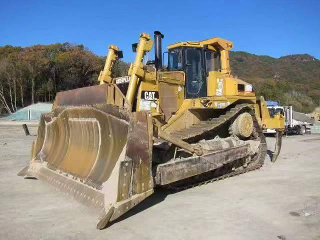 CAT D 9 R - Μπουλντόζα: φωτογραφία 2 CAT D 9 R - Μπουλντόζα: φωτογραφία 2
