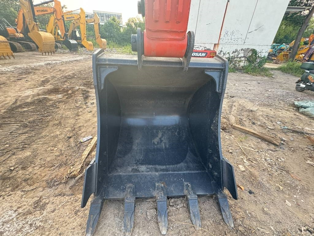 Doosan DX 225 LC - Ερπυστριοφόρος εκσκαφέας: φωτογραφία 3 Doosan DX 225 LC - Ερπυστριοφόρος εκσκαφέας: φωτογραφία 3