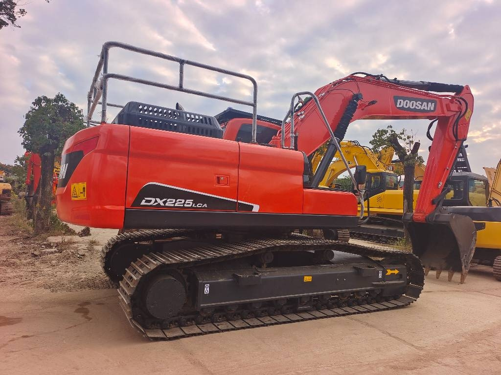 Doosan DX 225 - Ερπυστριοφόρος εκσκαφέας: φωτογραφία 1 Doosan DX 225 - Ερπυστριοφόρος εκσκαφέας: φωτογραφία 1