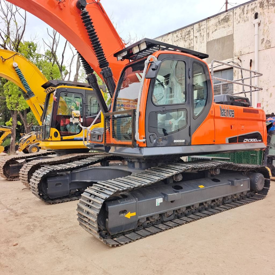 Doosan DX 300 - Ερπυστριοφόρος εκσκαφέας: φωτογραφία 1 Doosan DX 300 - Ερπυστριοφόρος εκσκαφέας: φωτογραφία 1