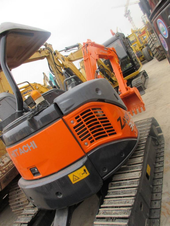 Hitachi ZX 30 U - Μίνι εκσκαφέας: φωτογραφία 3 Hitachi ZX 30 U - Μίνι εκσκαφέας: φωτογραφία 3