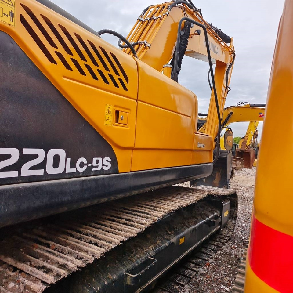 Hyundai 220LC-9S - Ερπυστριοφόρος εκσκαφέας: φωτογραφία 3 Hyundai 220LC-9S - Ερπυστριοφόρος εκσκαφέας: φωτογραφία 3