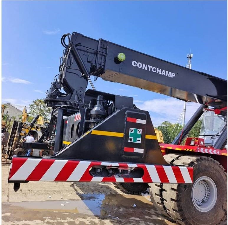 Kalmar DRF 450 - Reachstacker: φωτογραφία 3 Kalmar DRF 450 - Reachstacker: φωτογραφία 3