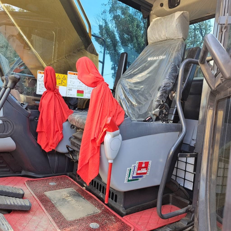 Komatsu PC 240 - Ερπυστριοφόρος εκσκαφέας: φωτογραφία 4 Komatsu PC 240 - Ερπυστριοφόρος εκσκαφέας: φωτογραφία 4