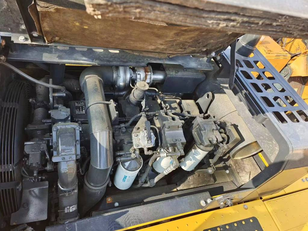 Komatsu PC 400 LC-8 - Ερπυστριοφόρος εκσκαφέας: φωτογραφία 2 Komatsu PC 400 LC-8 - Ερπυστριοφόρος εκσκαφέας: φωτογραφία 2