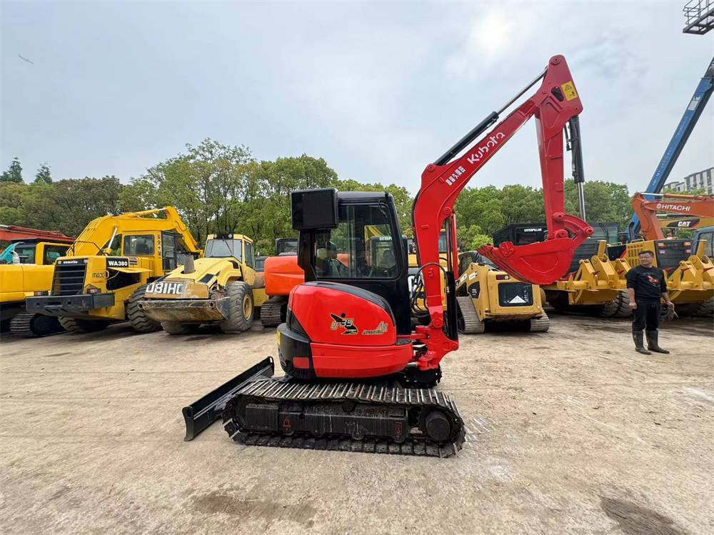 Kubota U 35-3 - Μίνι εκσκαφέας: φωτογραφία 4 Kubota U 35-3 - Μίνι εκσκαφέας: φωτογραφία 4
