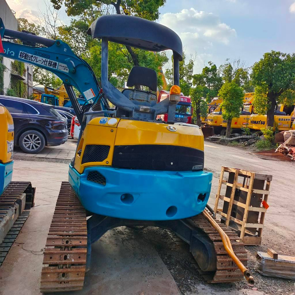Kubota U30 - Μίνι εκσκαφέας: φωτογραφία 2 Kubota U30 - Μίνι εκσκαφέας: φωτογραφία 2