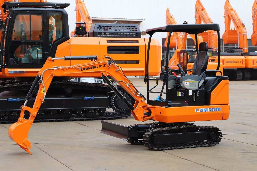 Lonking LG 6018 BRAND NEW MACHINE - Ερπυστριοφόρος εκσκαφέας: φωτογραφία 1 Lonking LG 6018 BRAND NEW MACHINE - Ερπυστριοφόρος εκσκαφέας: φωτογραφία 1