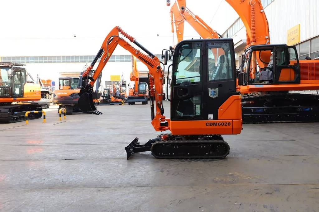 Lonking LG 6020 BRAND NEW MACHINE - Ερπυστριοφόρος εκσκαφέας: φωτογραφία 3 Lonking LG 6020 BRAND NEW MACHINE - Ερπυστριοφόρος εκσκαφέας: φωτογραφία 3