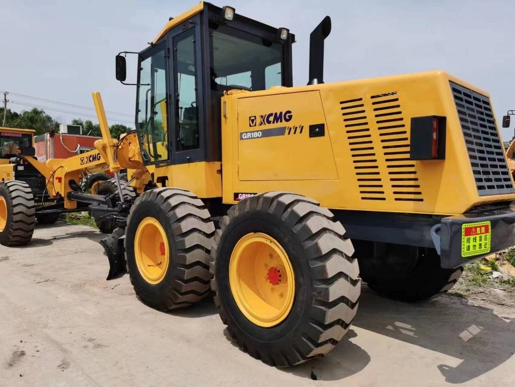 XCMG GR 180 - Γκρέιντερ: φωτογραφία 4 XCMG GR 180 - Γκρέιντερ: φωτογραφία 4