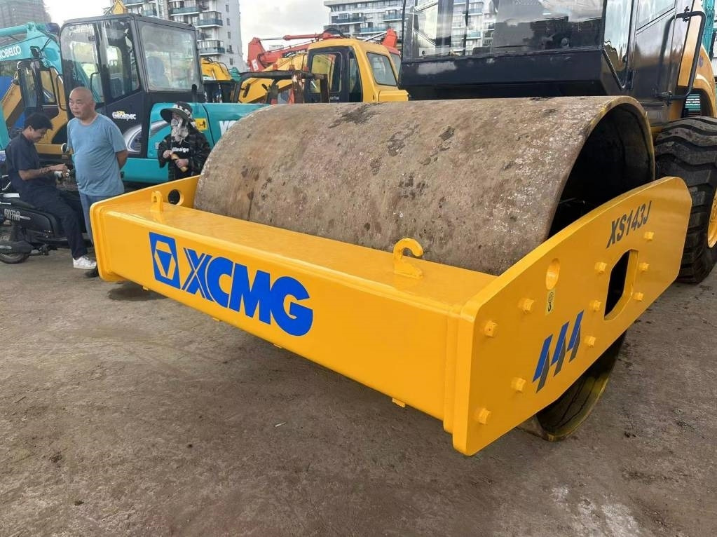 XCMG XS 143 - Οδοστρωτήρες: φωτογραφία 5 XCMG XS 143 - Οδοστρωτήρες: φωτογραφία 5