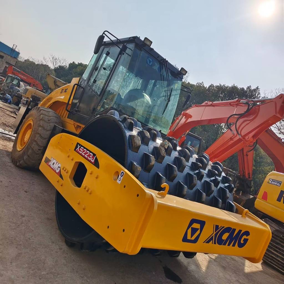 XCMG XS 223 J - Οδοστρωτήρες: φωτογραφία 1 XCMG XS 223 J - Οδοστρωτήρες: φωτογραφία 1