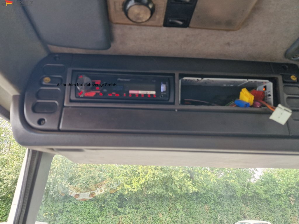 Daf CF 290 Wassertank 13500 L, Tank verzinkt Vorlauf- Lift- Lenkachse - Φορτηγό βυτιοφόρο: φωτογραφία 3 Daf CF 290 Wassertank 13500 L, Tank verzinkt Vorlauf- Lift- Lenkachse - Φορτηγό βυτιοφόρο: φωτογραφία 3