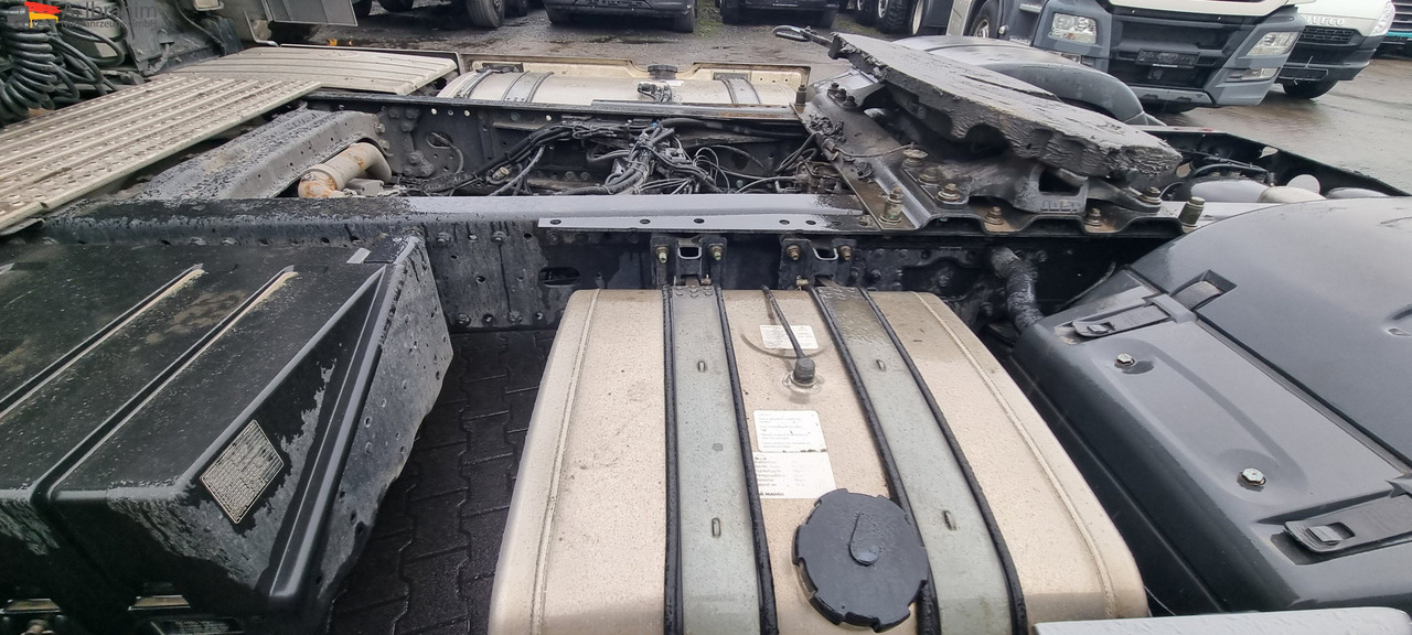 MAN 18.500 TGX Retarder, 2x Tank, Motorschaden !! - Τράκτορας: φωτογραφία 5 MAN 18.500 TGX Retarder, 2x Tank, Motorschaden !! - Τράκτορας: φωτογραφία 5