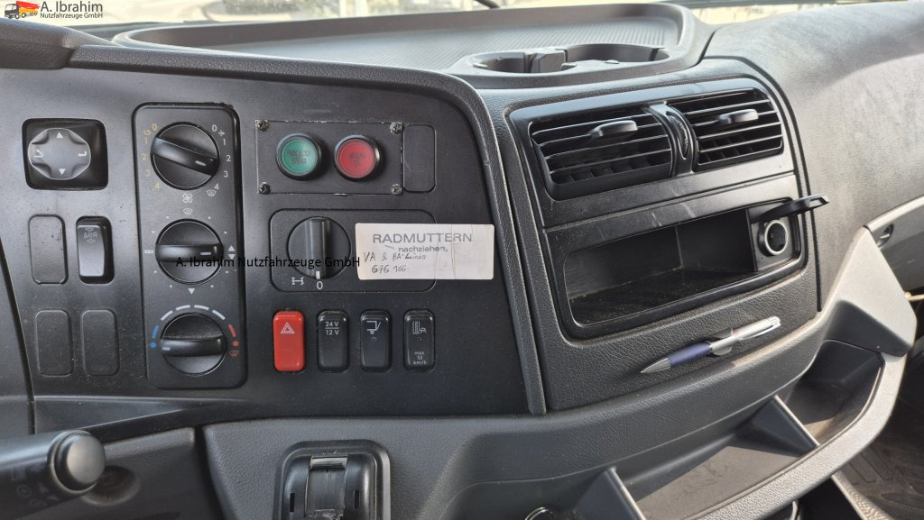 Mercedes-Benz 1823 Frigoblock, 2 Kammer, LBW - Φορτηγό ψυγείο: φωτογραφία 2 Mercedes-Benz 1823 Frigoblock, 2 Kammer, LBW - Φορτηγό ψυγείο: φωτογραφία 2