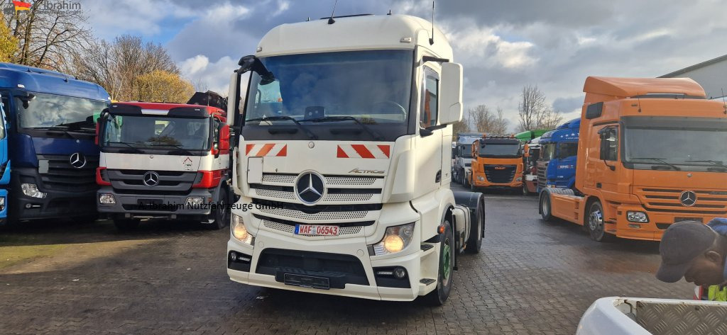 Mercedes-Benz 1843 DB 1843 mit PTU für Kompressor - Τράκτορας: φωτογραφία 1 Mercedes-Benz 1843 DB 1843 mit PTU für Kompressor - Τράκτορας: φωτογραφία 1