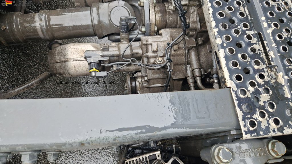 Mercedes-Benz 1843 Topzustand einsatzbereit, Motor nur 150 tkm - Τράκτορας: φωτογραφία 4 Mercedes-Benz 1843 Topzustand einsatzbereit, Motor nur 150 tkm - Τράκτορας: φωτογραφία 4