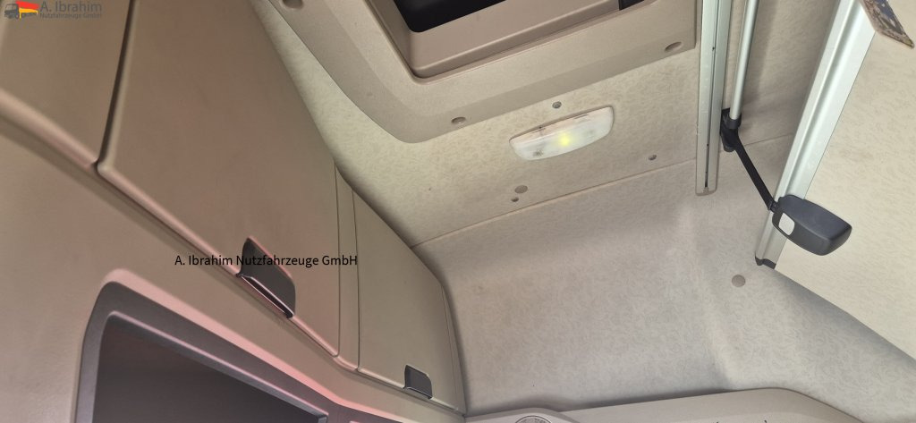 Mercedes-Benz 1845 Retarder Klima, Kühlschrank deutsches Fahrzeug - Τράκτορας: φωτογραφία 2 Mercedes-Benz 1845 Retarder Klima, Kühlschrank deutsches Fahrzeug - Τράκτορας: φωτογραφία 2