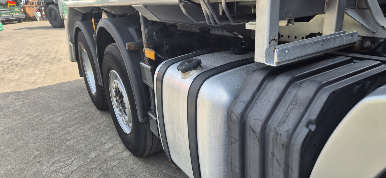 Mercedes-Benz 2546 L Meiller Absetzkipper 6x2, Vorlauf-Lenkachse, mp3 - Φορτηγό καδοφόρος φορτωτής: φωτογραφία 5 Mercedes-Benz 2546 L Meiller Absetzkipper 6x2, Vorlauf-Lenkachse, mp3 - Φορτηγό καδοφόρος φορτωτής: φωτογραφία 5