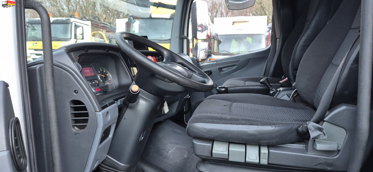 Mercedes-Benz 816L LBW, Blatt gefedert - Επαγγελματικό αυτοκίνητο κόφα: φωτογραφία 5 Mercedes-Benz 816L LBW, Blatt gefedert - Επαγγελματικό αυτοκίνητο κόφα: φωτογραφία 5