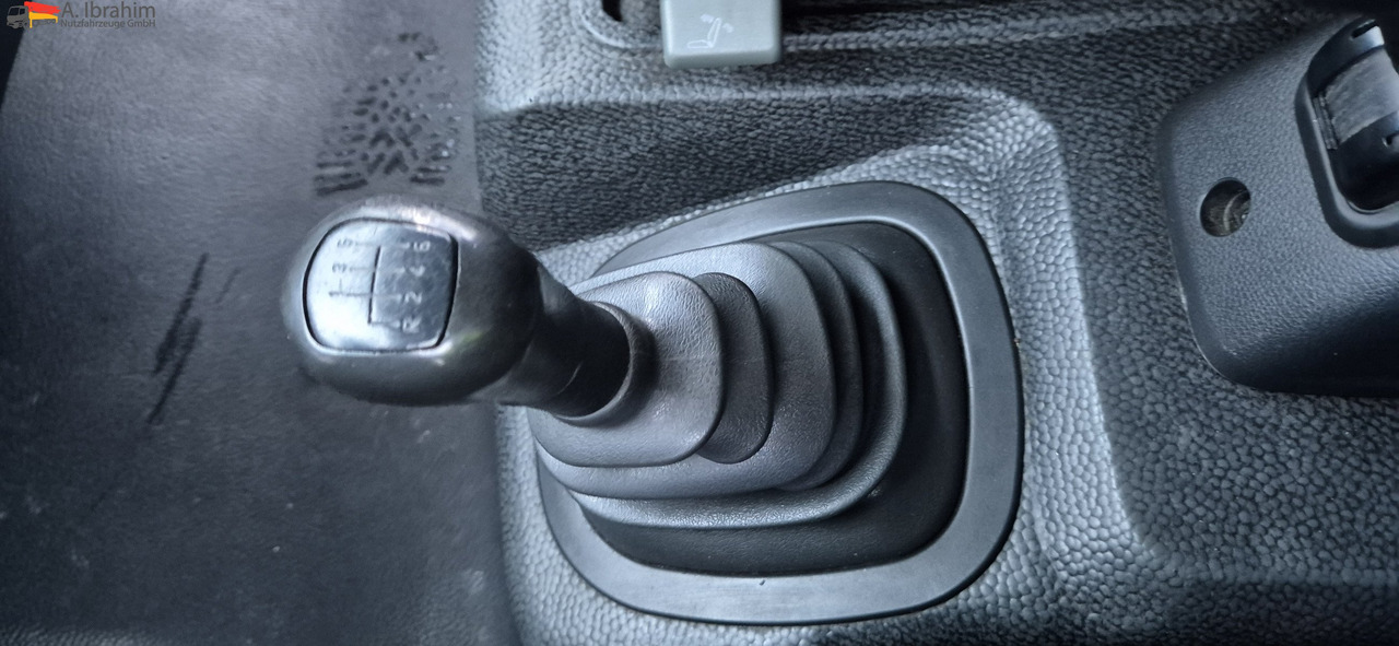 Mercedes-Benz 816L LBW, Blatt gefedert - Επαγγελματικό αυτοκίνητο κόφα: φωτογραφία 3 Mercedes-Benz 816L LBW, Blatt gefedert - Επαγγελματικό αυτοκίνητο κόφα: φωτογραφία 3