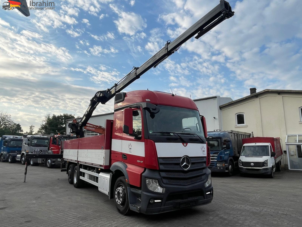 Mercedes-Benz Actros 2545 6x2 Pritsche Kran HIAB 166 - Φορτηγό με ανοιχτή καρότσα, Φορτηγό με γερανό: φωτογραφία 1 Mercedes-Benz Actros 2545 6x2 Pritsche Kran HIAB 166 - Φορτηγό με ανοιχτή καρότσα, Φορτηγό με γερανό: φωτογραφία 1