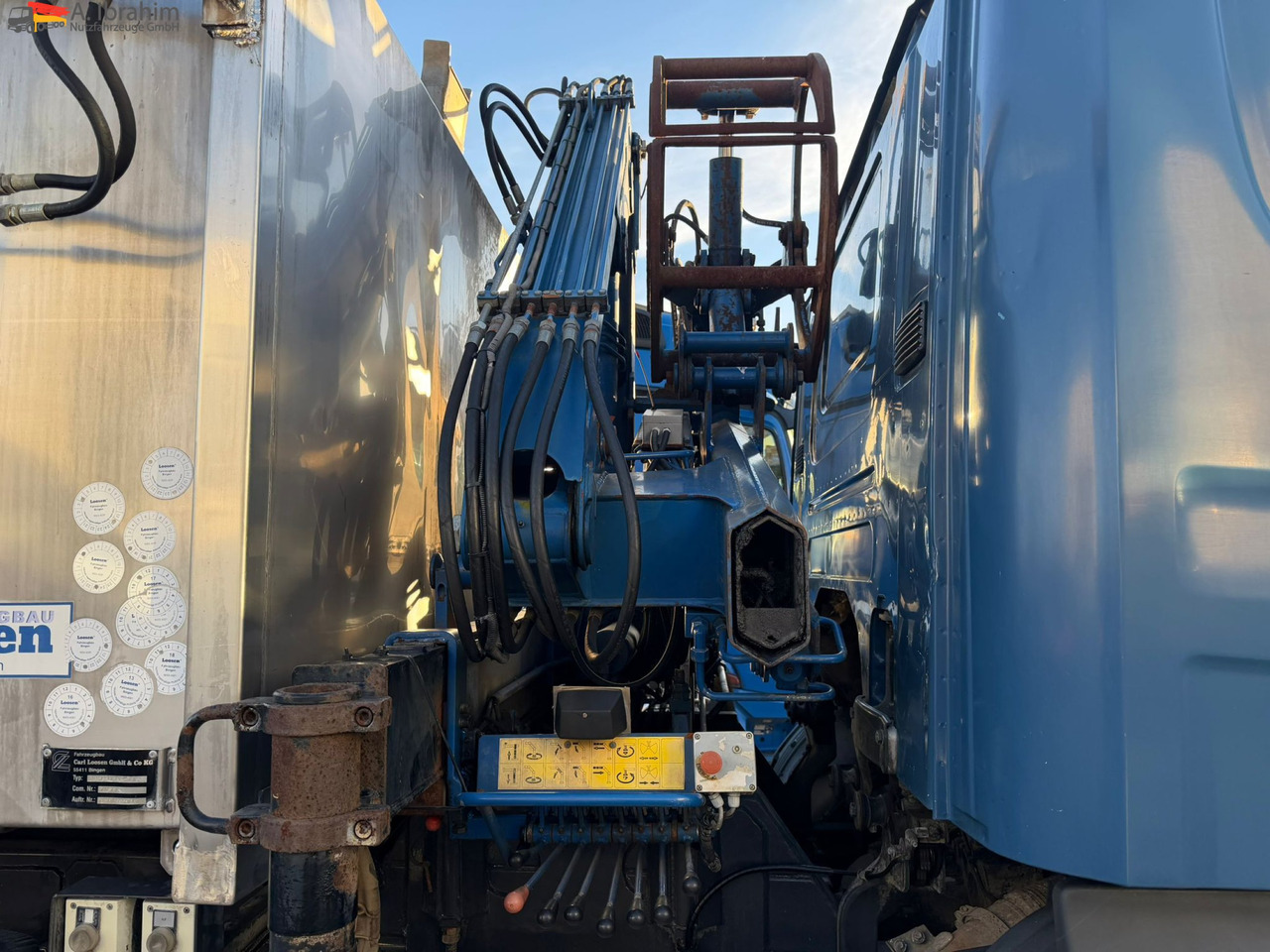 Scania B4X2 Edelstahlkipper für Tierkörperbeseitigung Kran MKG - Απορριμματοφόρο: φωτογραφία 5 Scania B4X2 Edelstahlkipper für Tierkörperbeseitigung Kran MKG - Απορριμματοφόρο: φωτογραφία 5