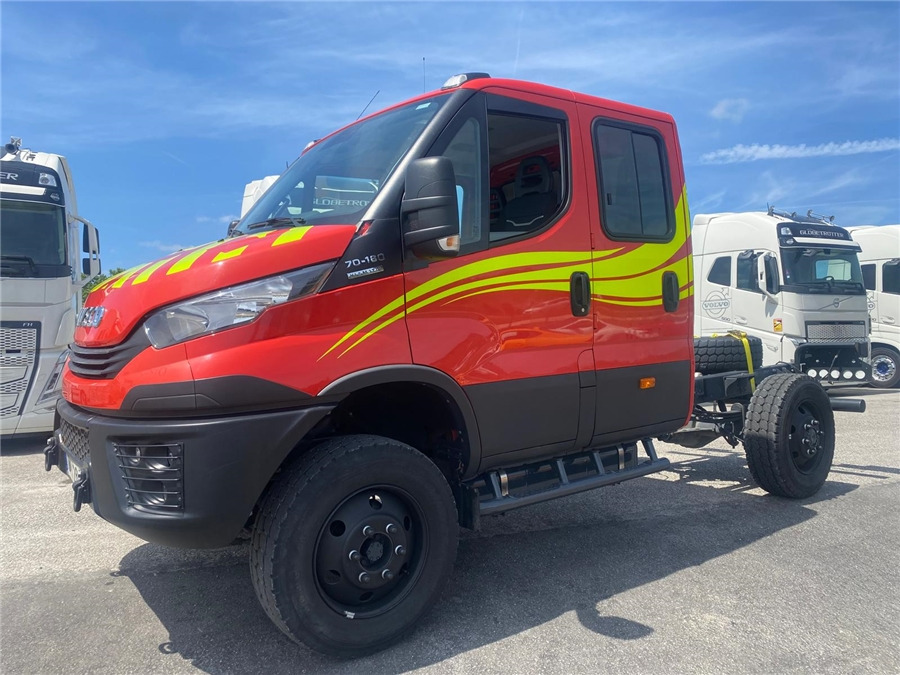 Iveco 70-S180 4X4 - Φορτηγό σασί: φωτογραφία 1 Iveco 70-S180 4X4 - Φορτηγό σασί: φωτογραφία 1