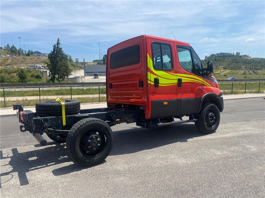 Iveco 70-S180 4X4 - Φορτηγό σασί: φωτογραφία 4 Iveco 70-S180 4X4 - Φορτηγό σασί: φωτογραφία 4