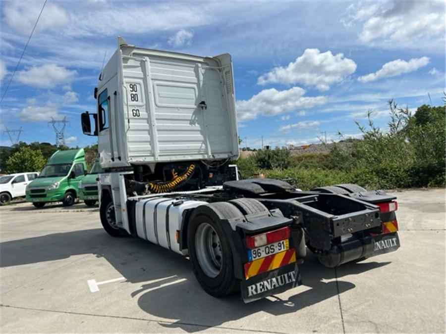 Renault AE 480 - Τράκτορας: φωτογραφία 4 Renault AE 480 - Τράκτορας: φωτογραφία 4