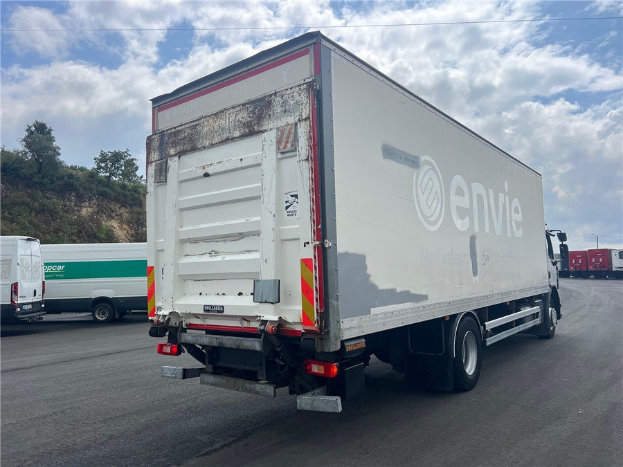 Renault D 19 - Φορτηγό κόφα: φωτογραφία 4 Renault D 19 - Φορτηγό κόφα: φωτογραφία 4