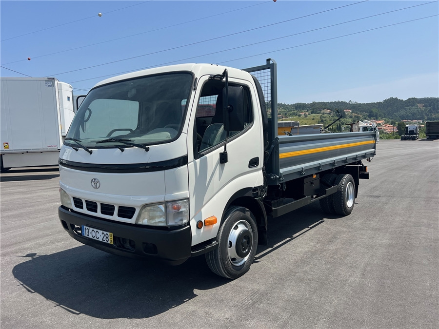 TOYOTA DYNA - Φορτηγό ανατρεπόμενο: φωτογραφία 2 TOYOTA DYNA - Φορτηγό ανατρεπόμενο: φωτογραφία 2