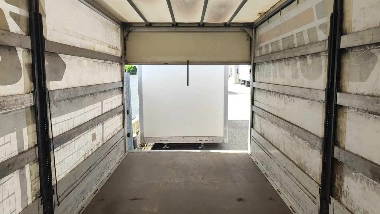 CENTINA ALLESTIMENTO A TERRA USATO - Αμάξωμα με συρρόμενο μουσαμά: φωτογραφία 3 CENTINA ALLESTIMENTO A TERRA USATO - Αμάξωμα με συρρόμενο μουσαμά: φωτογραφία 3