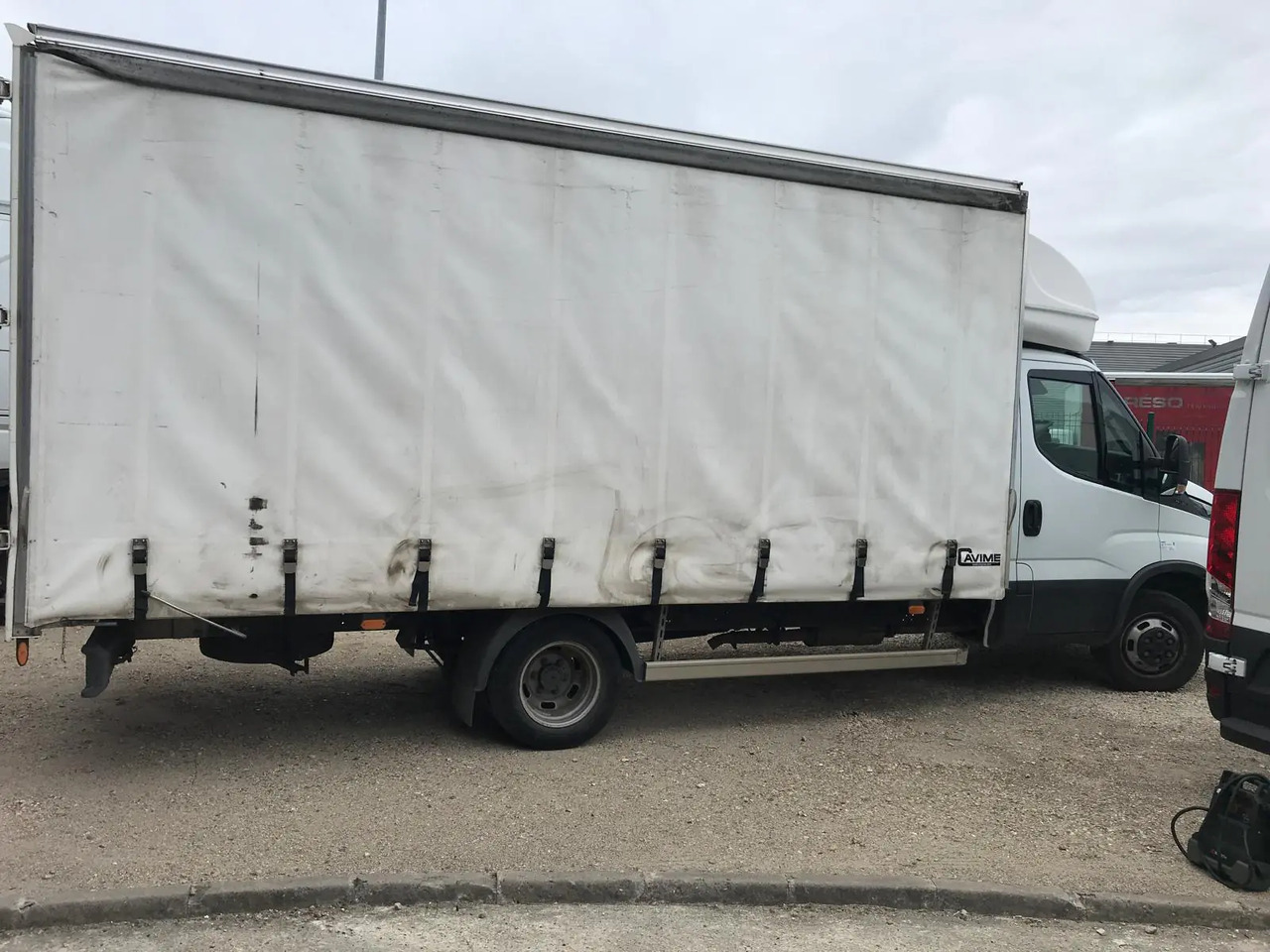 IVECO DAILY 35C16 CC 3000 - Επαγγελματικό αυτοκίνητο με μουσαμά: φωτογραφία 2 IVECO DAILY 35C16 CC 3000 - Επαγγελματικό αυτοκίνητο με μουσαμά: φωτογραφία 2