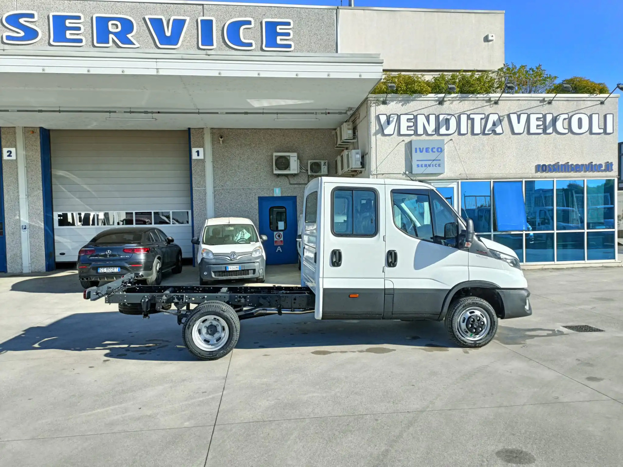 IVECO DAILY 35C16 DOPPIA CABINA 7 POSTI - Ελαφρύ επαγγελματικό: φωτογραφία 4 IVECO DAILY 35C16 DOPPIA CABINA 7 POSTI - Ελαφρύ επαγγελματικό: φωτογραφία 4