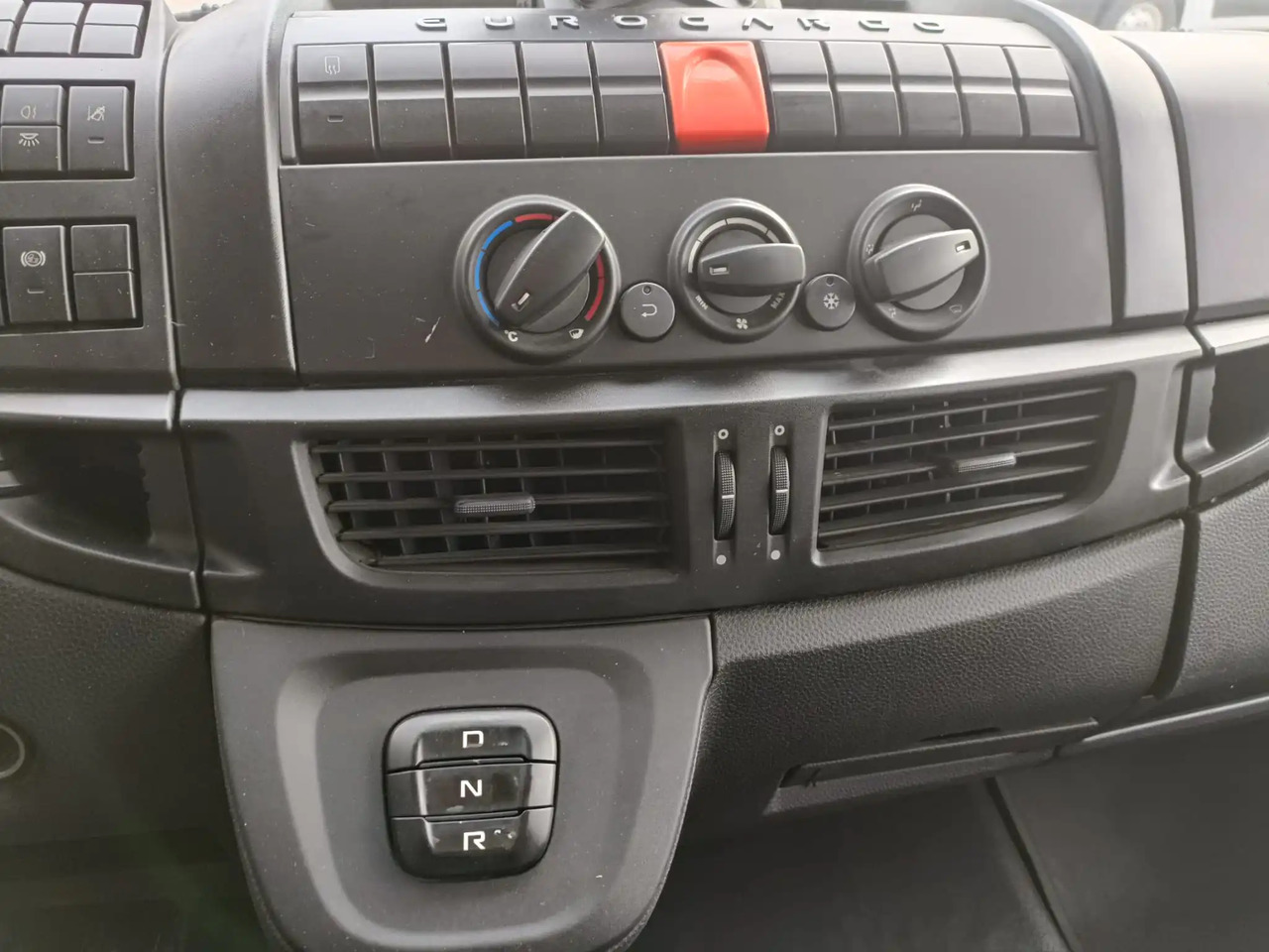IVECO EUROCARGO 120E22P - Φορτηγό σασί: φωτογραφία 5 IVECO EUROCARGO 120E22P - Φορτηγό σασί: φωτογραφία 5