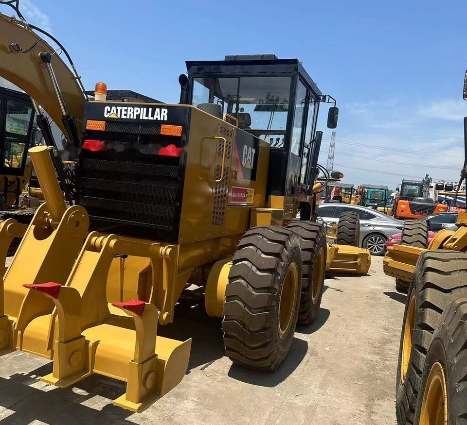 Caterpillar 140H - Γκρέιντερ: φωτογραφία 1 Caterpillar 140H - Γκρέιντερ: φωτογραφία 1