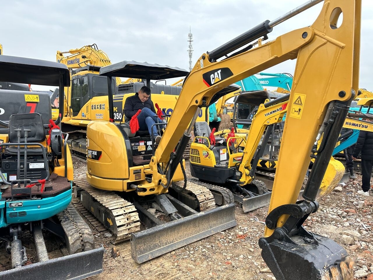 Caterpillar 303E - Μίνι εκσκαφέας: φωτογραφία 2 Caterpillar 303E - Μίνι εκσκαφέας: φωτογραφία 2