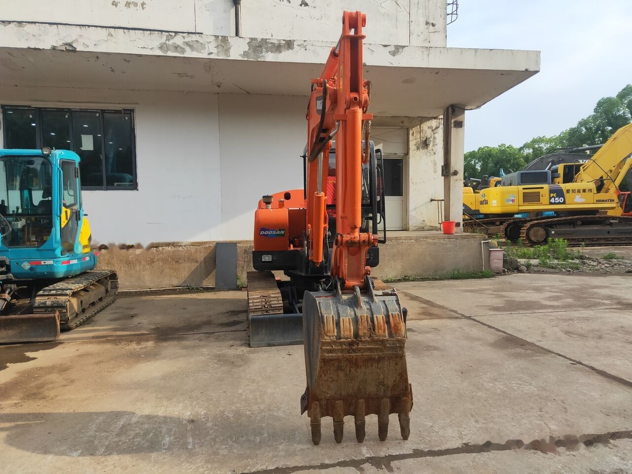 Doosan DH55 - Μίνι εκσκαφέας: φωτογραφία 1 Doosan DH55 - Μίνι εκσκαφέας: φωτογραφία 1