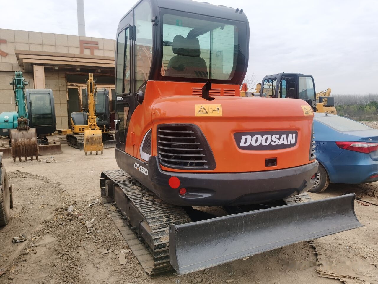 Doosan DX60 - Ερπυστριοφόρος εκσκαφέας: φωτογραφία 5 Doosan DX60 - Ερπυστριοφόρος εκσκαφέας: φωτογραφία 5